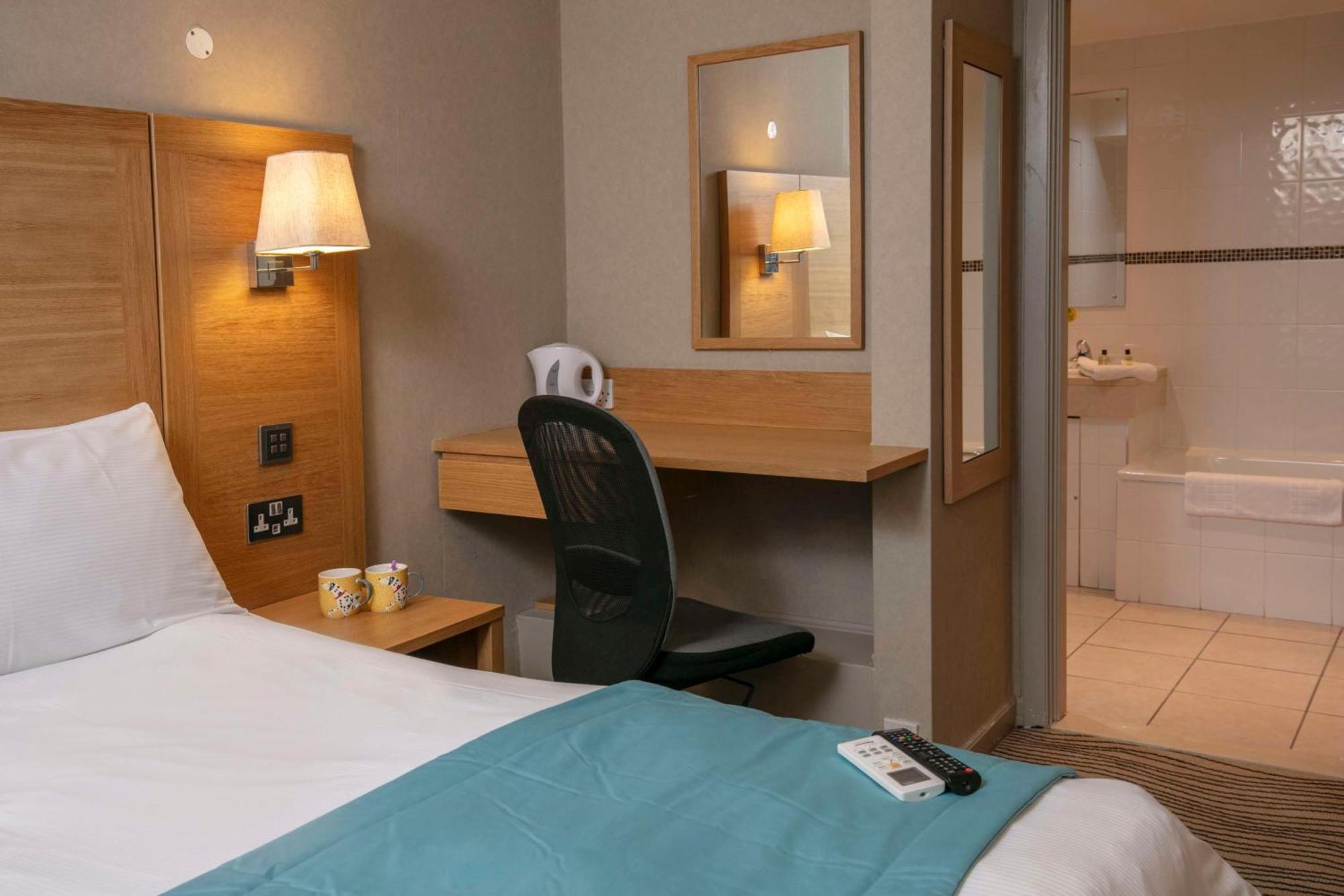 Best Western Heath Court Hotel Newmarket  Luaran gambar