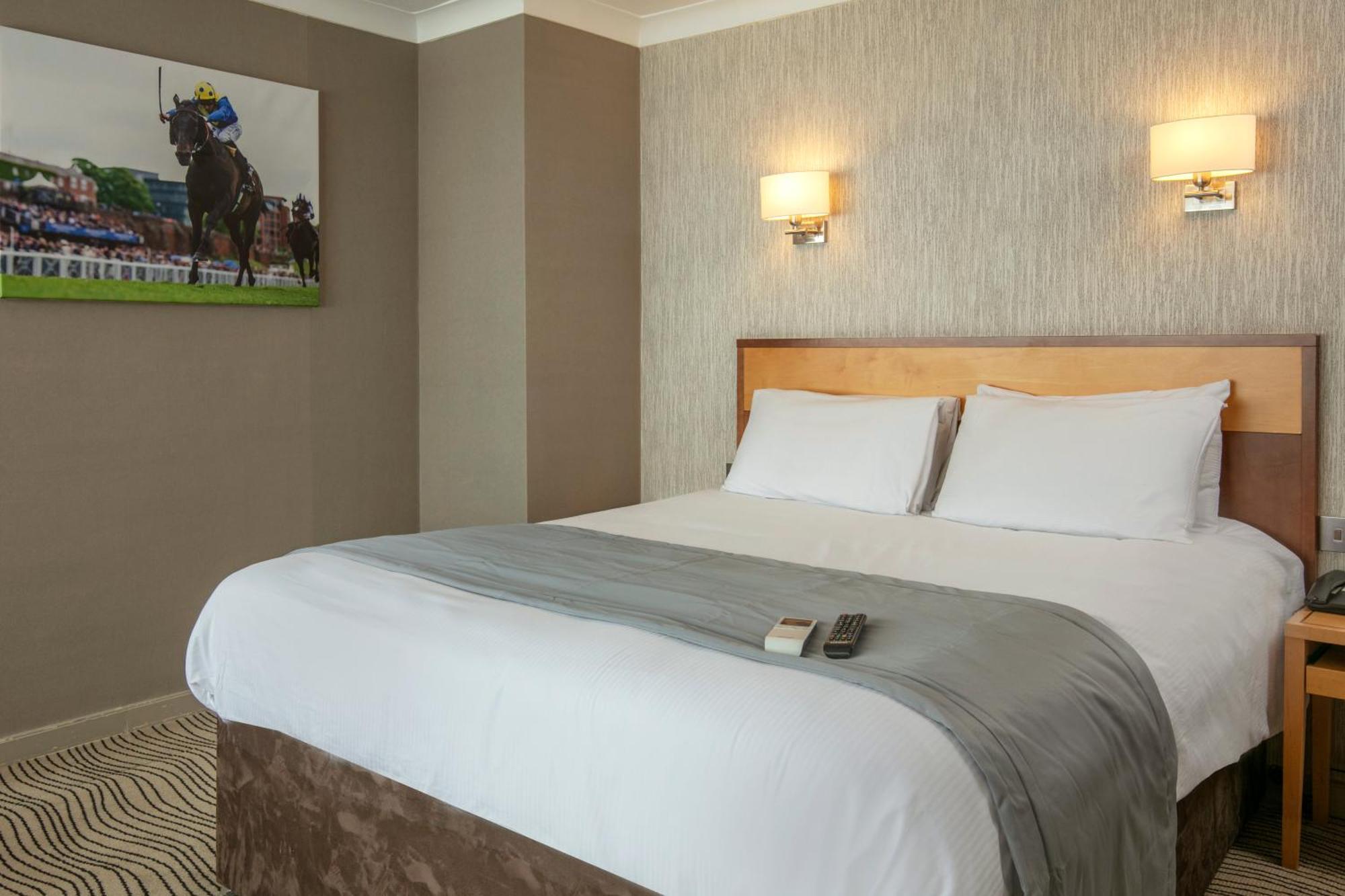 Best Western Heath Court Hotel Newmarket  Luaran gambar